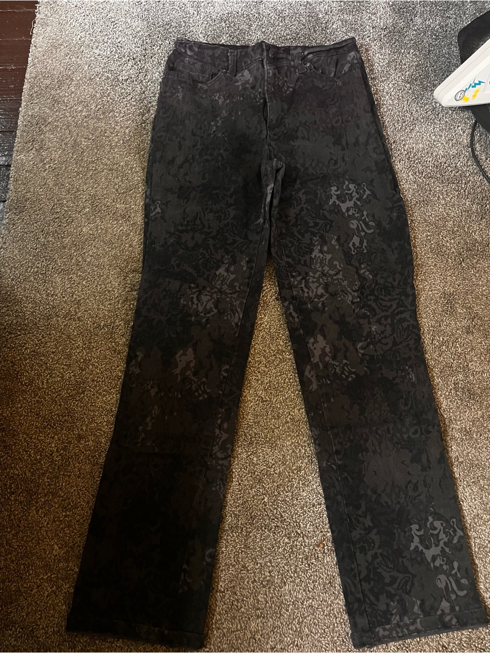 Gloria Vanderbilt Black Patterned Straight-Leg Jeans